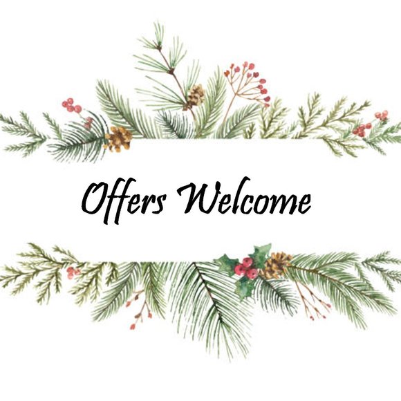 THIS CLOSET CONSIDERS ALL FAIR OFFERS - Picture 1 of 4